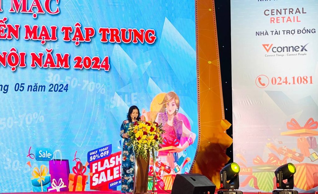 Bà Trần Thị Phương Lan - Quyền Giám đốc Sở Công Thương Hà Nội, phát biểu tại sự kiện