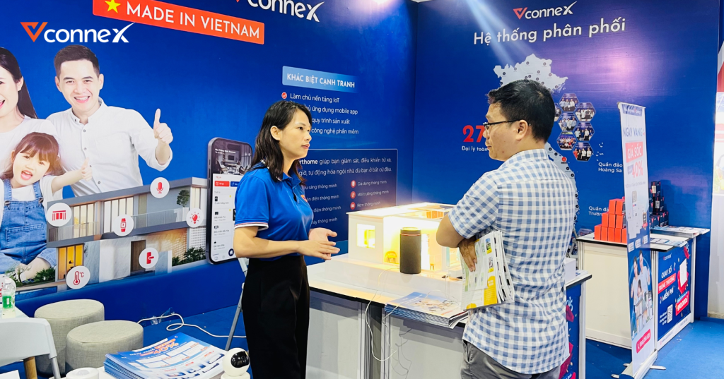 Vconnex tư vấn tại Vietbuild Hà Nội 2024